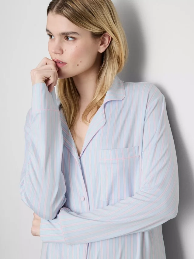 Striped oversized boyfriend nightshirt