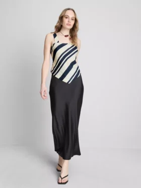 Striped pointed hem blouse