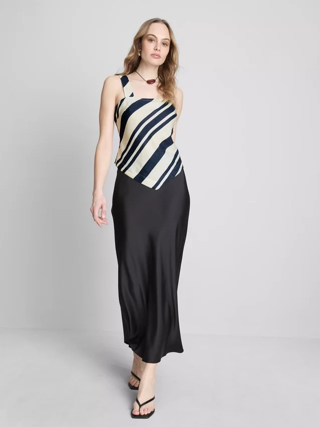 Striped pointed hem blouse