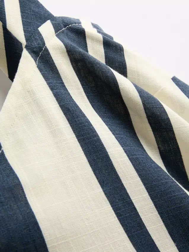 Striped pointed hem blouse