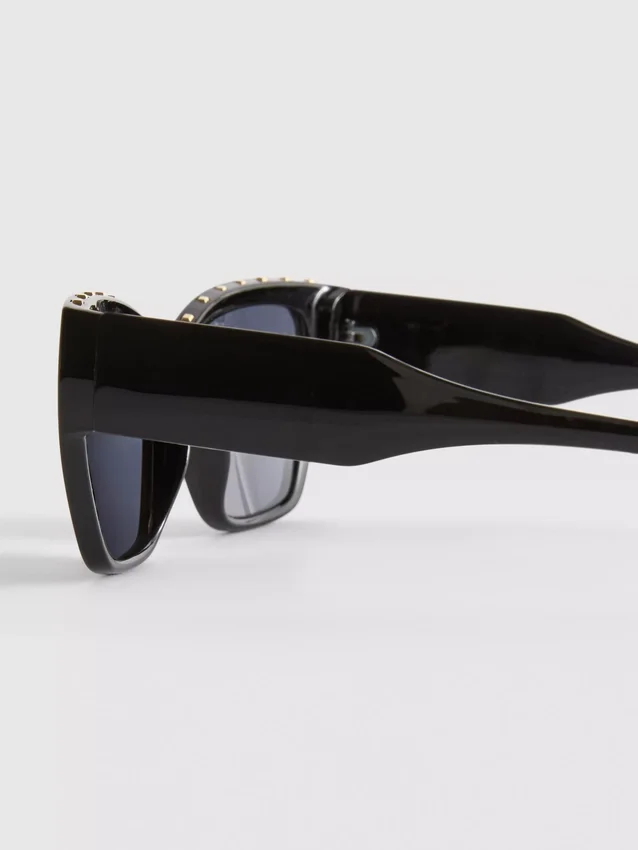 Studded cat-eye sunglasses