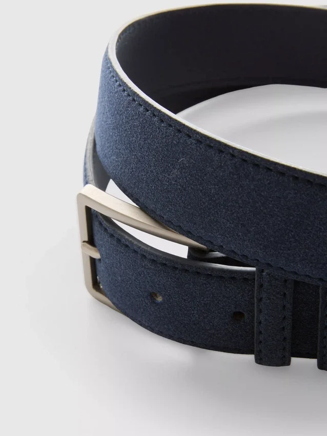 Suede belt