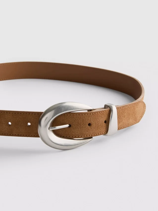Suede buckle belt