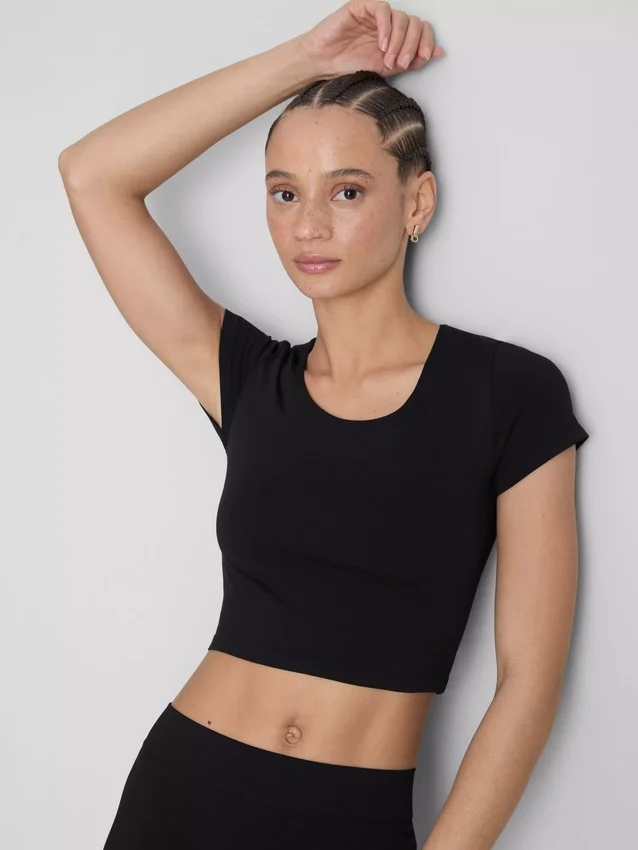 Super soft scoopneck crop top