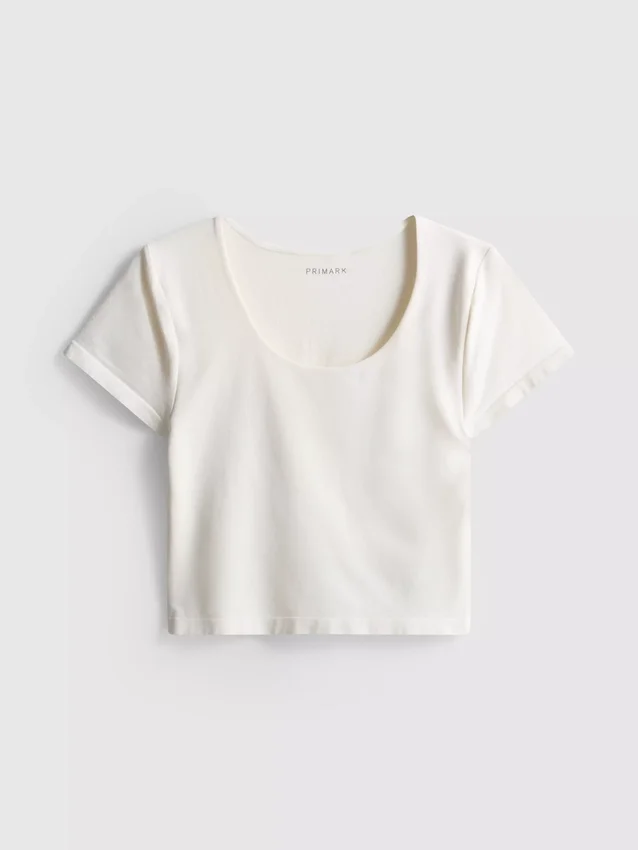 Super soft scoopneck crop top