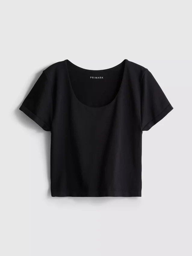 Super soft scoopneck crop top