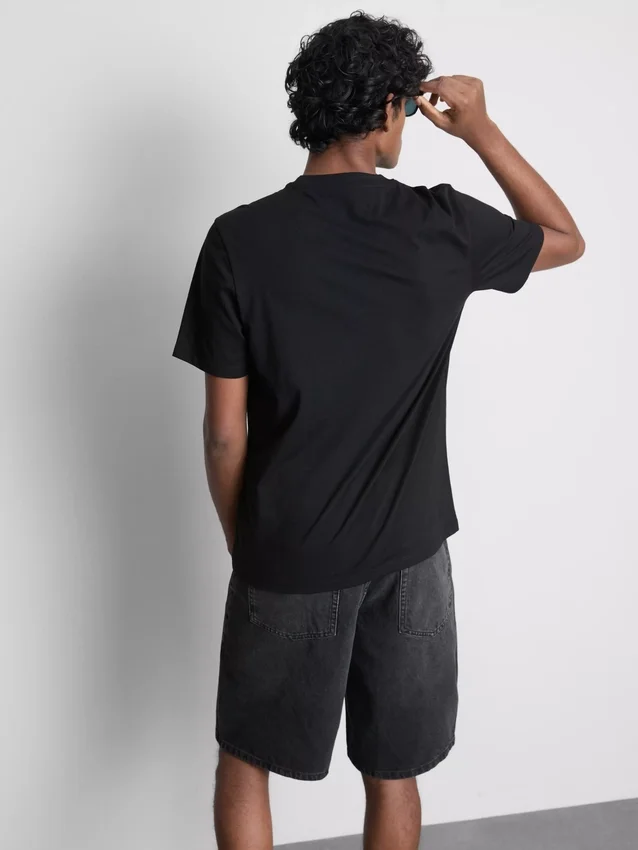 Surfer photo graphic t-shirt