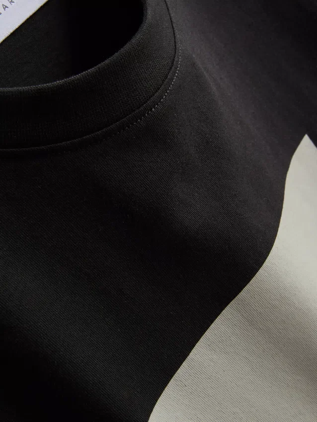 Surfer photo graphic t-shirt