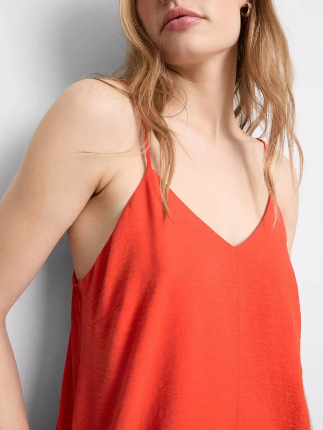 Textured airflow cami top