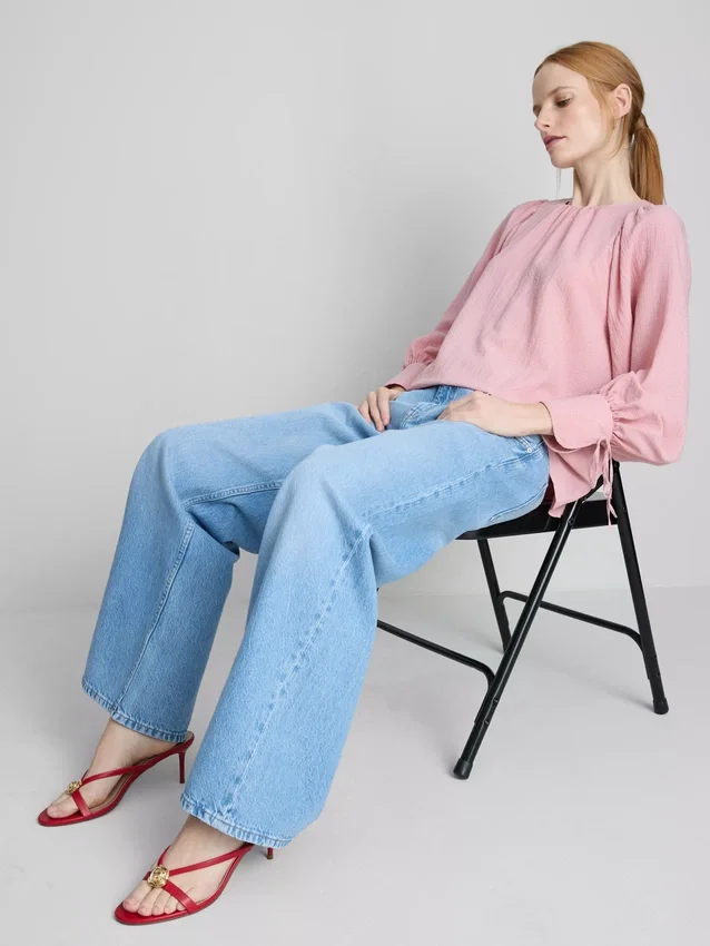 Textured balloon-sleeve blouse