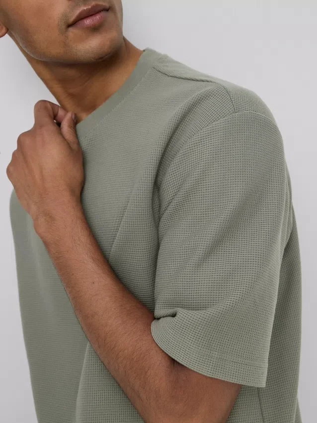 Textured boxy t-shirt