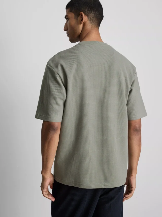 Textured boxy t-shirt