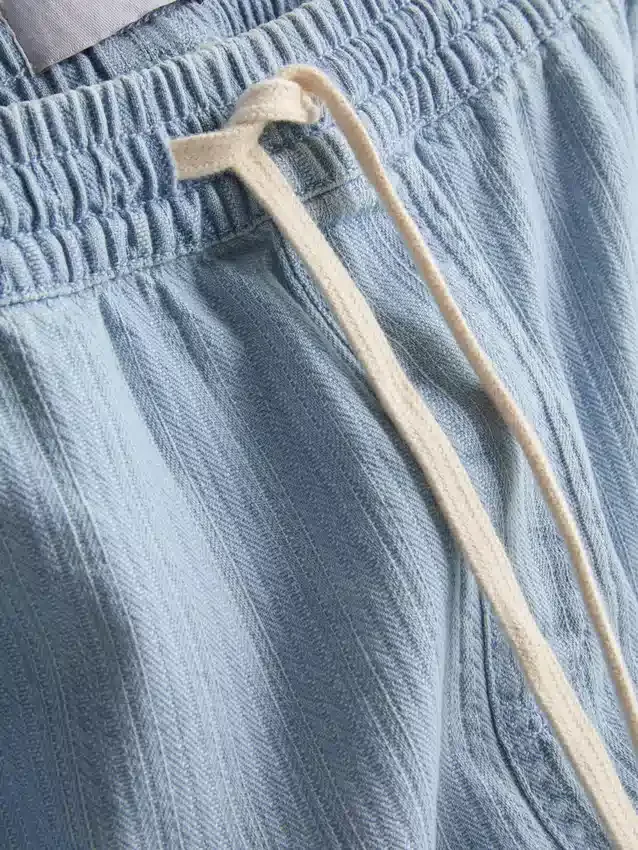 Textured drawstring denim shorts