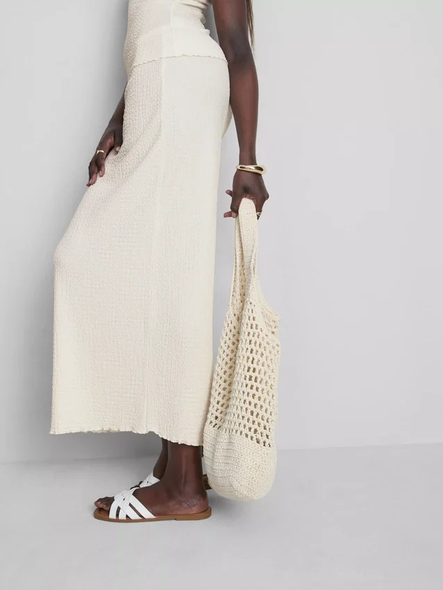 Textured drawstring maxi skirt