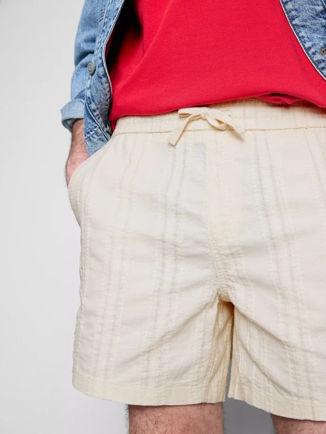 Textured drawstring shorts