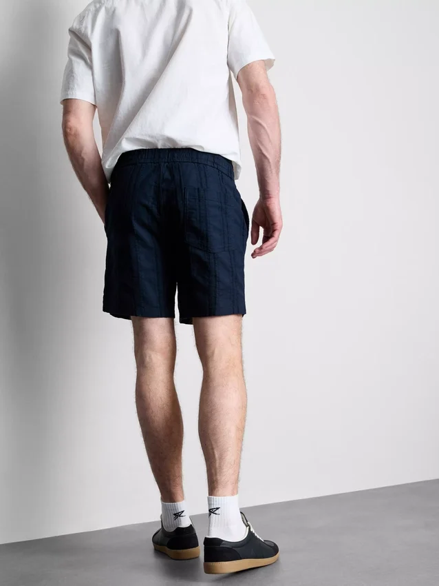 Textured drawstring shorts