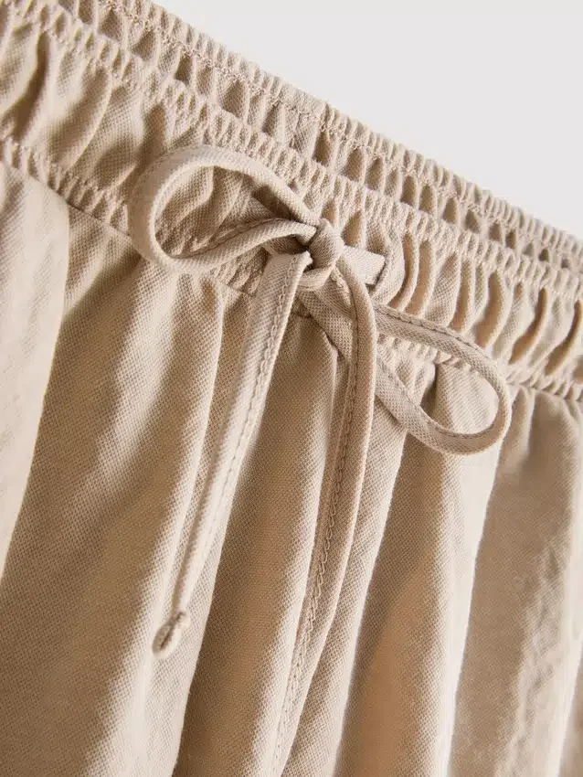 Textured drawstring shorts