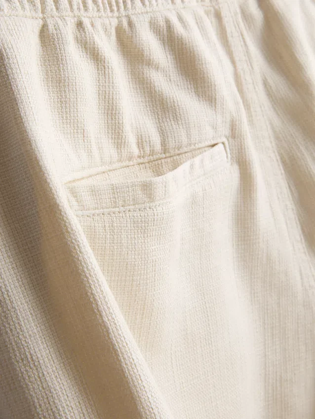 Textured drawstring shorts