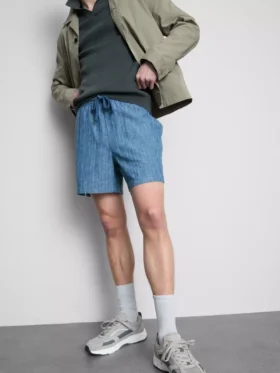 Textured drawstring-waist shorts