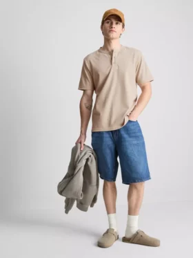 Textured henley t-shirt