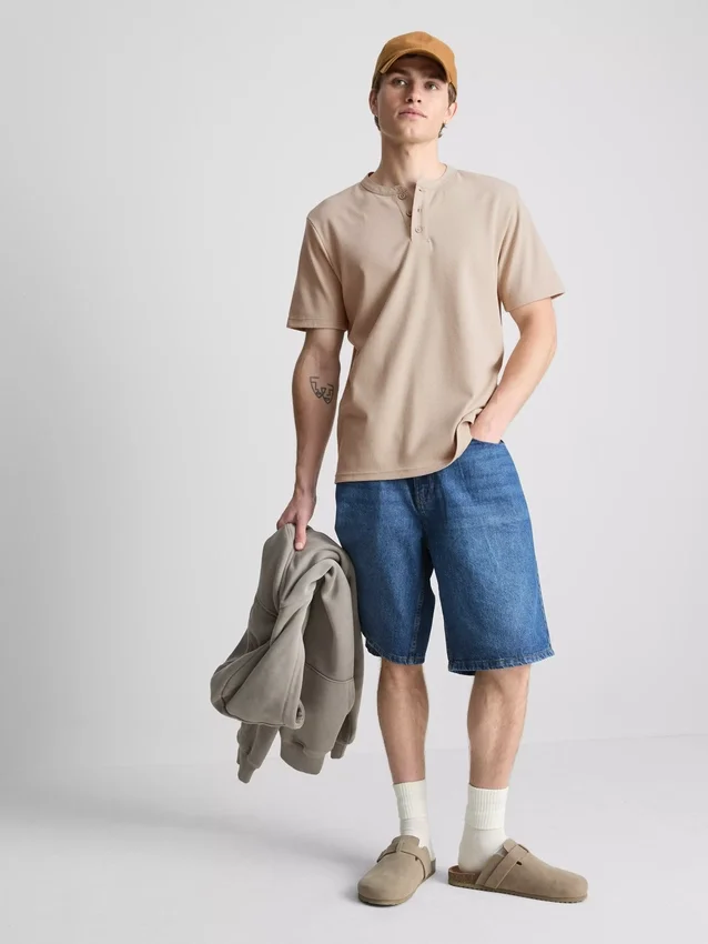 Textured henley t-shirt