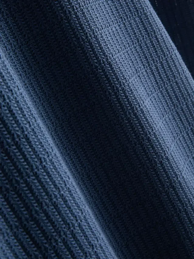 Textured knitted polo shirt