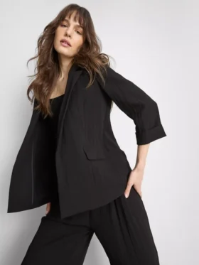 Textured notched lapel blazer