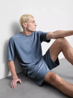 Textured short sleeve t-shirt