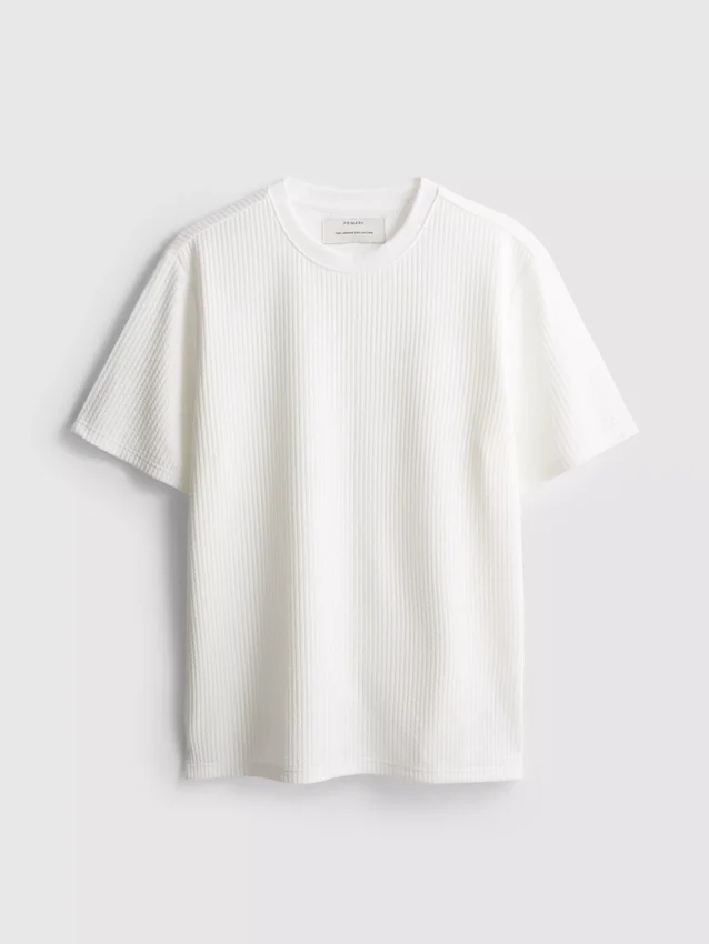 Textured short sleeve t-shirt