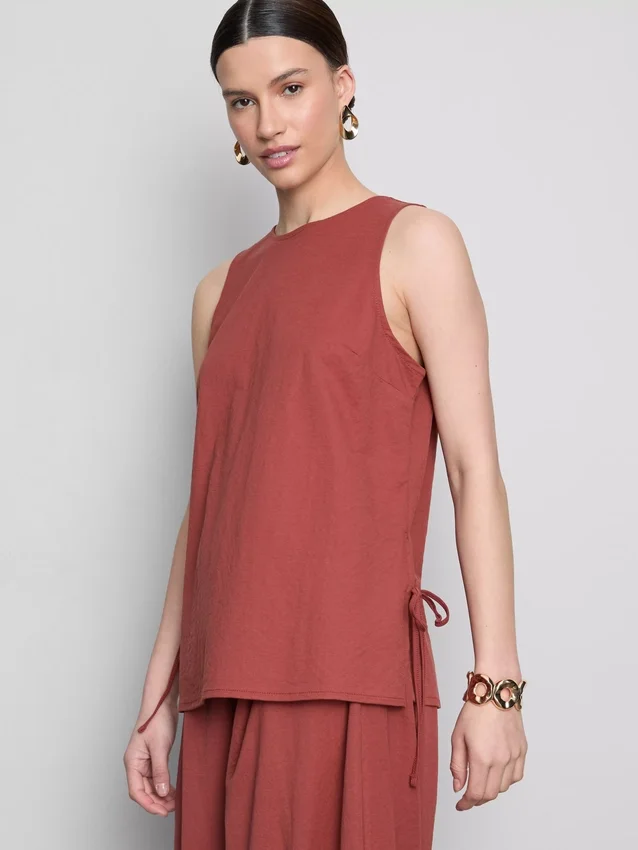 Textured side-tie tank top