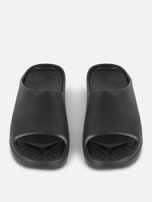 Textured slides