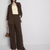 Textured slouchy mid-rise pants