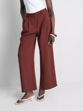 Textured slouchy mid-rise pants