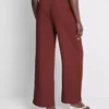 Textured slouchy mid-rise pants
