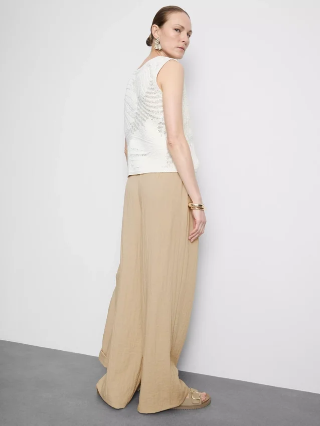 Textured slouchy mid-rise pants