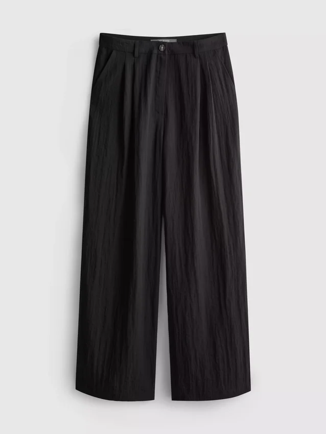 Textured slouchy mid-rise pants