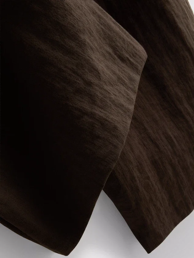 Textured slouchy mid-rise pants