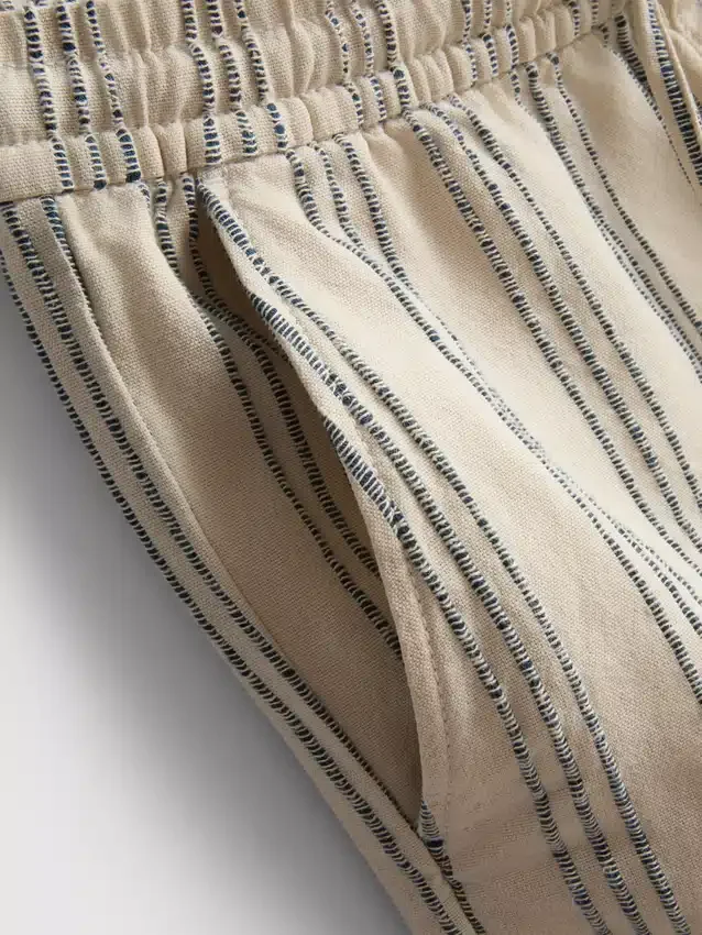 Textured stripe bermuda shorts