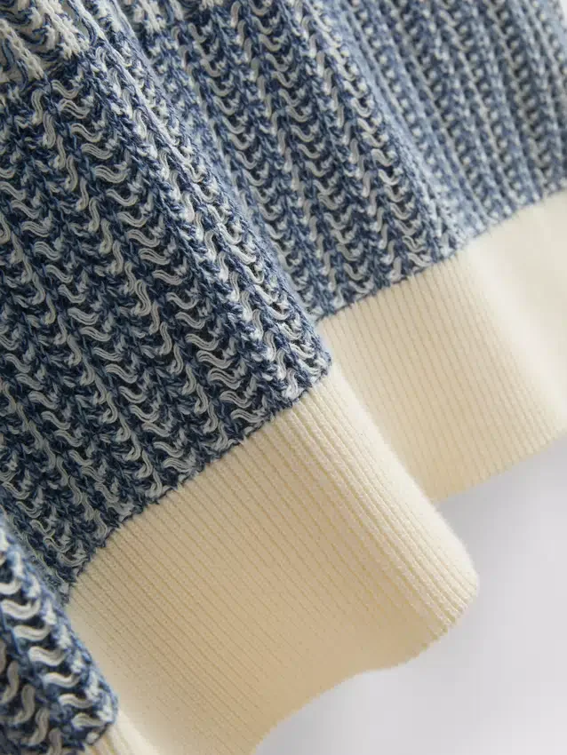 Textured stripe knitted polo shirt