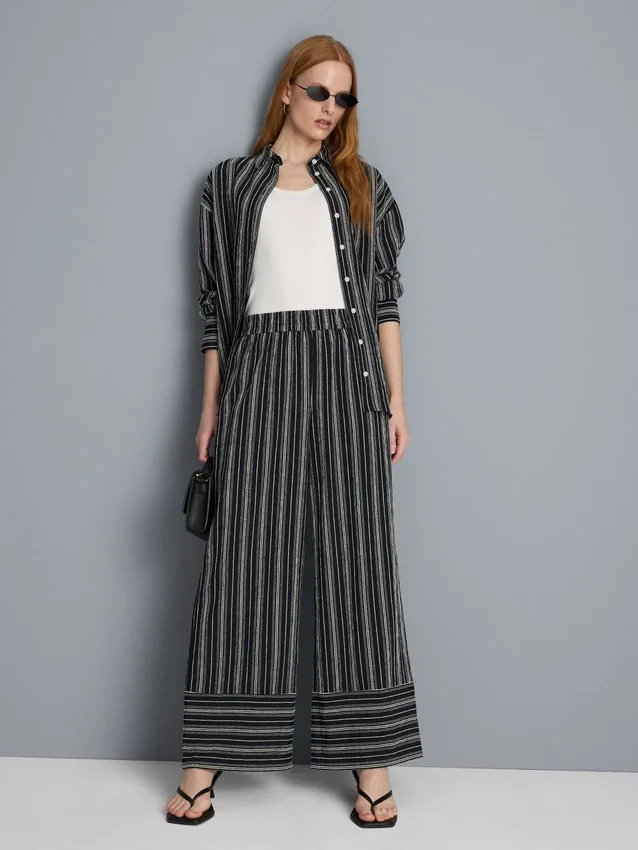 Textured stripe wide leg pants
