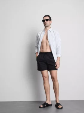 Textured swimming shorts