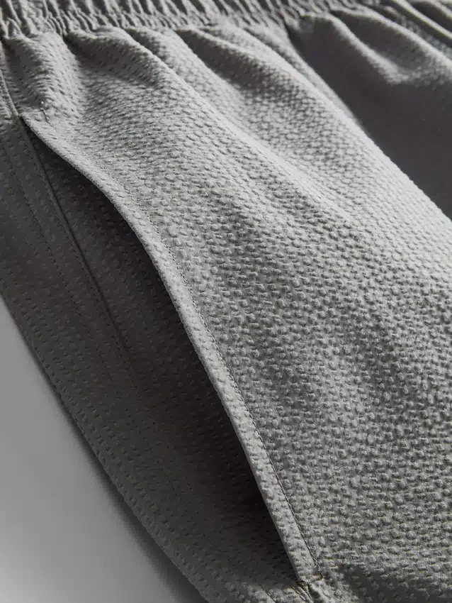 Textured swimming shorts