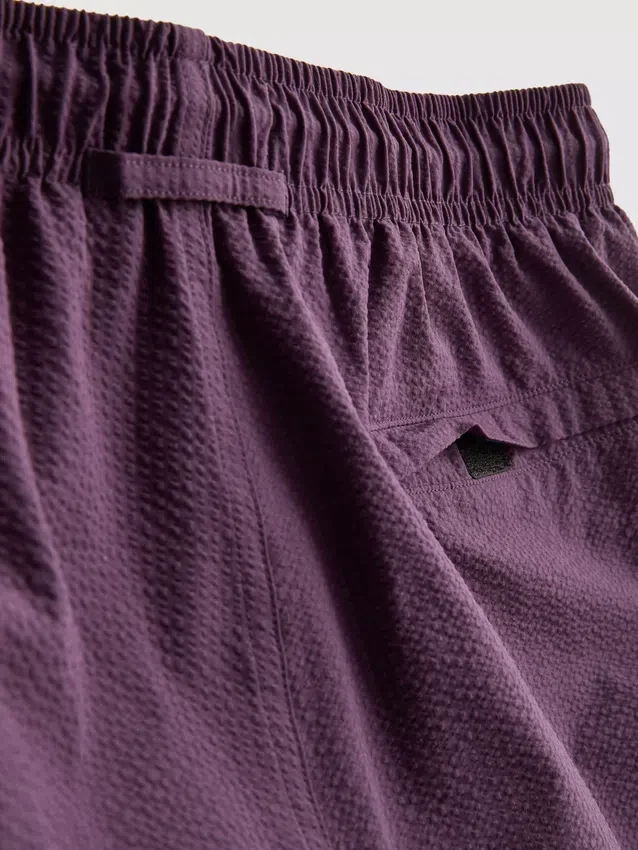 Textured swimming shorts