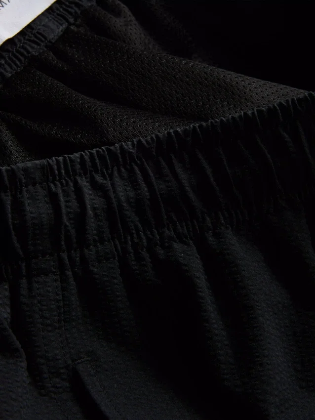 Textured swimming shorts