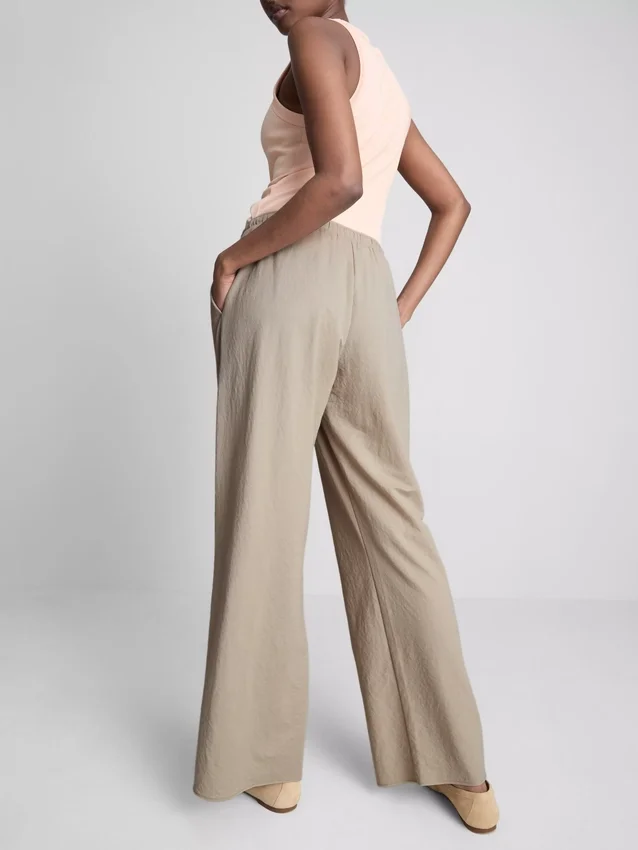 Textured wide leg pants