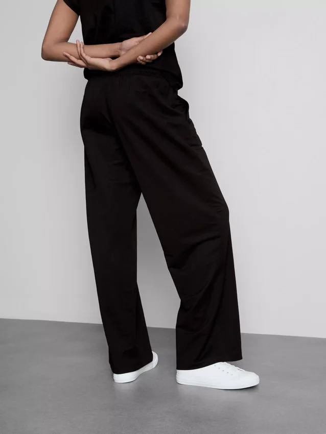 Textured wide leg pants