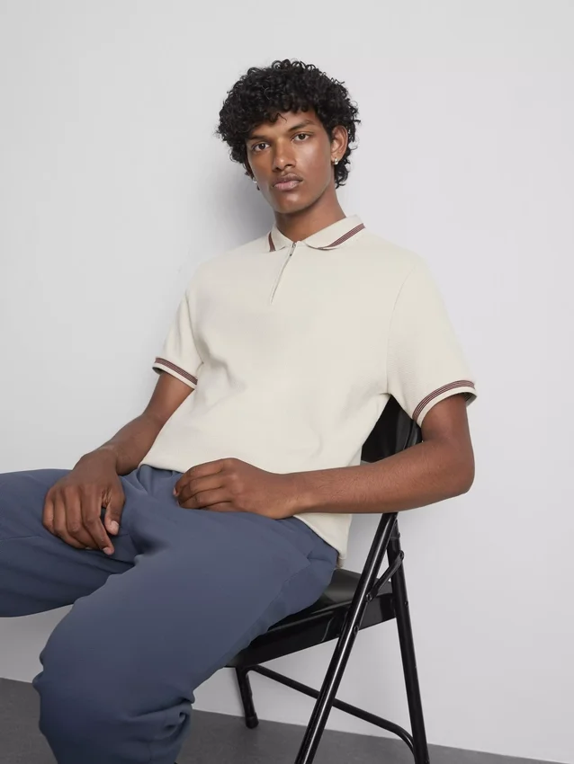 Textured zip-neck polo shirt
