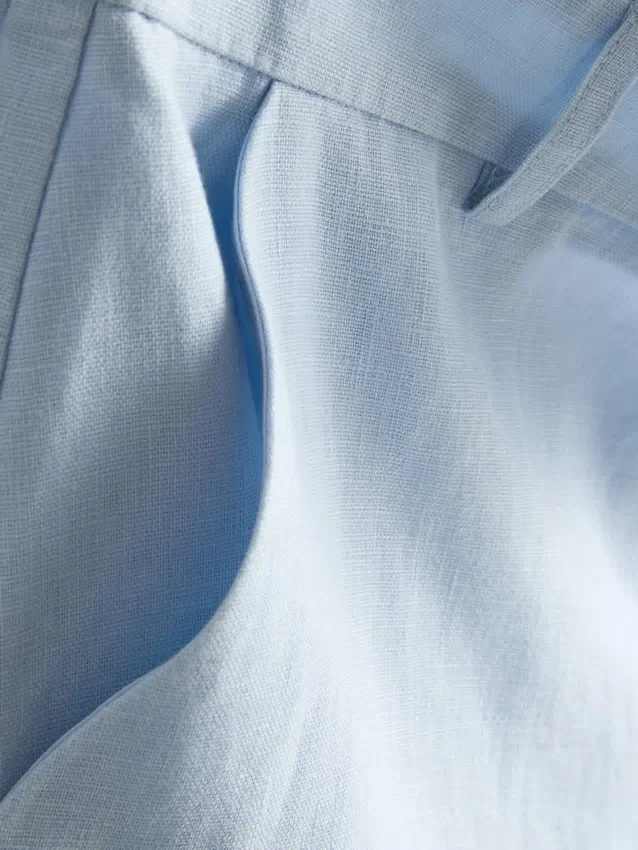 The edit linen classic shorts