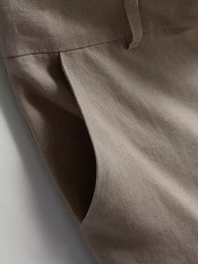 The edit linen classic shorts
