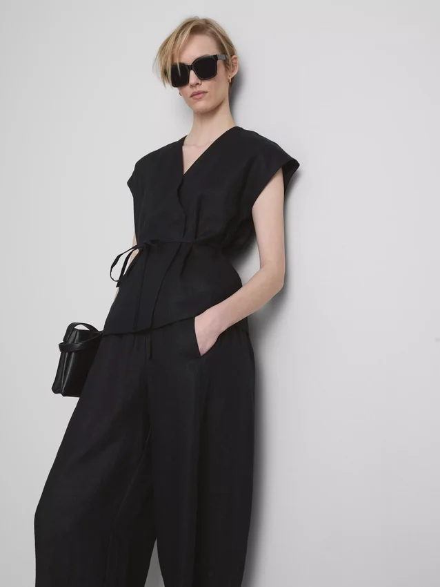 The edit linen v-neck wrap top